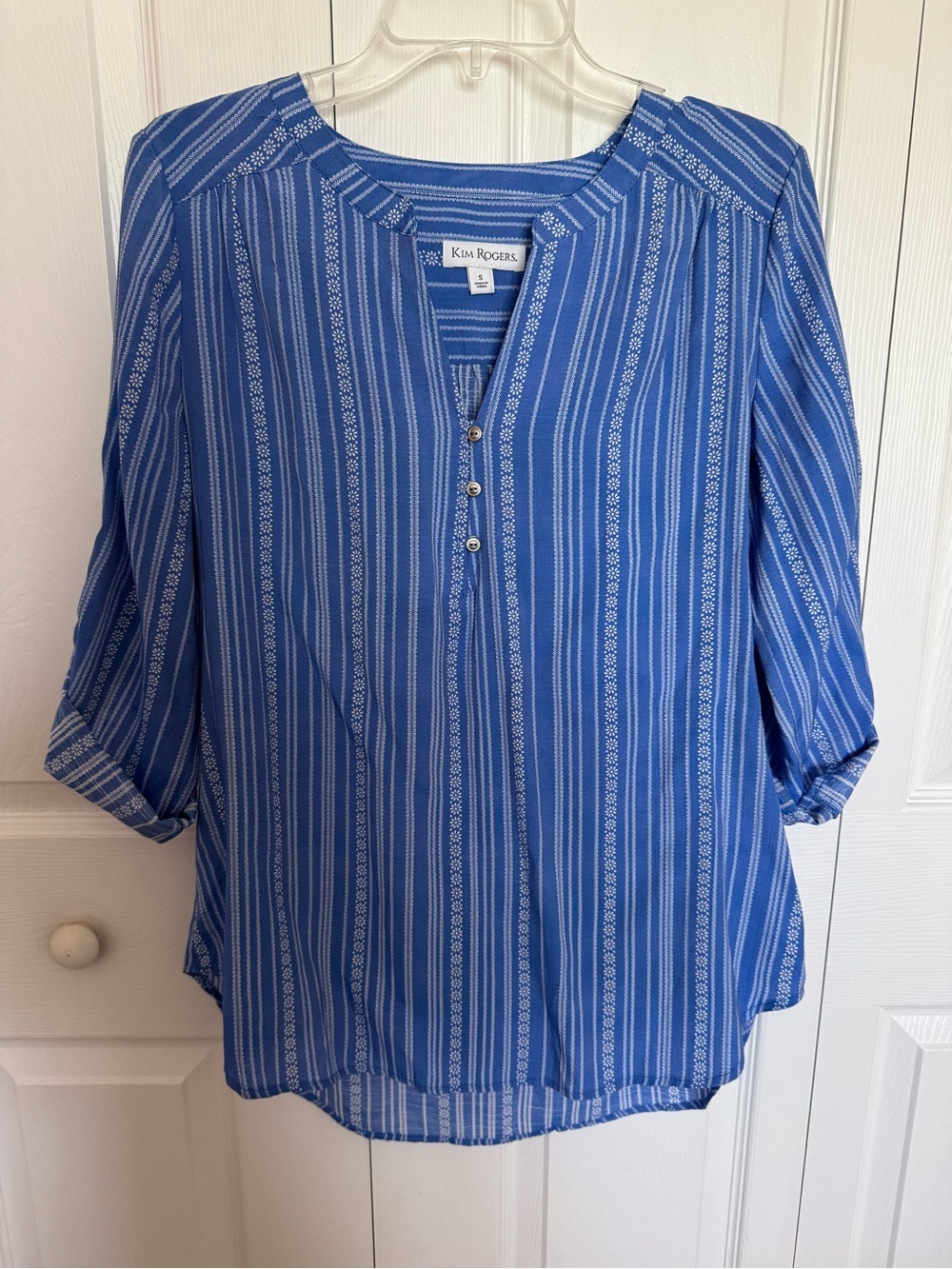 Kim Rogers Blue Striped Split-Front Blouse